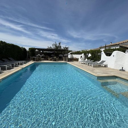 Mas Des Salicornes Hotel Saintes-Maries-de-la-Mer Bagian luar foto