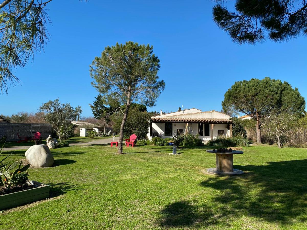 Mas Des Salicornes Hotel Saintes-Maries-de-la-Mer Bagian luar foto