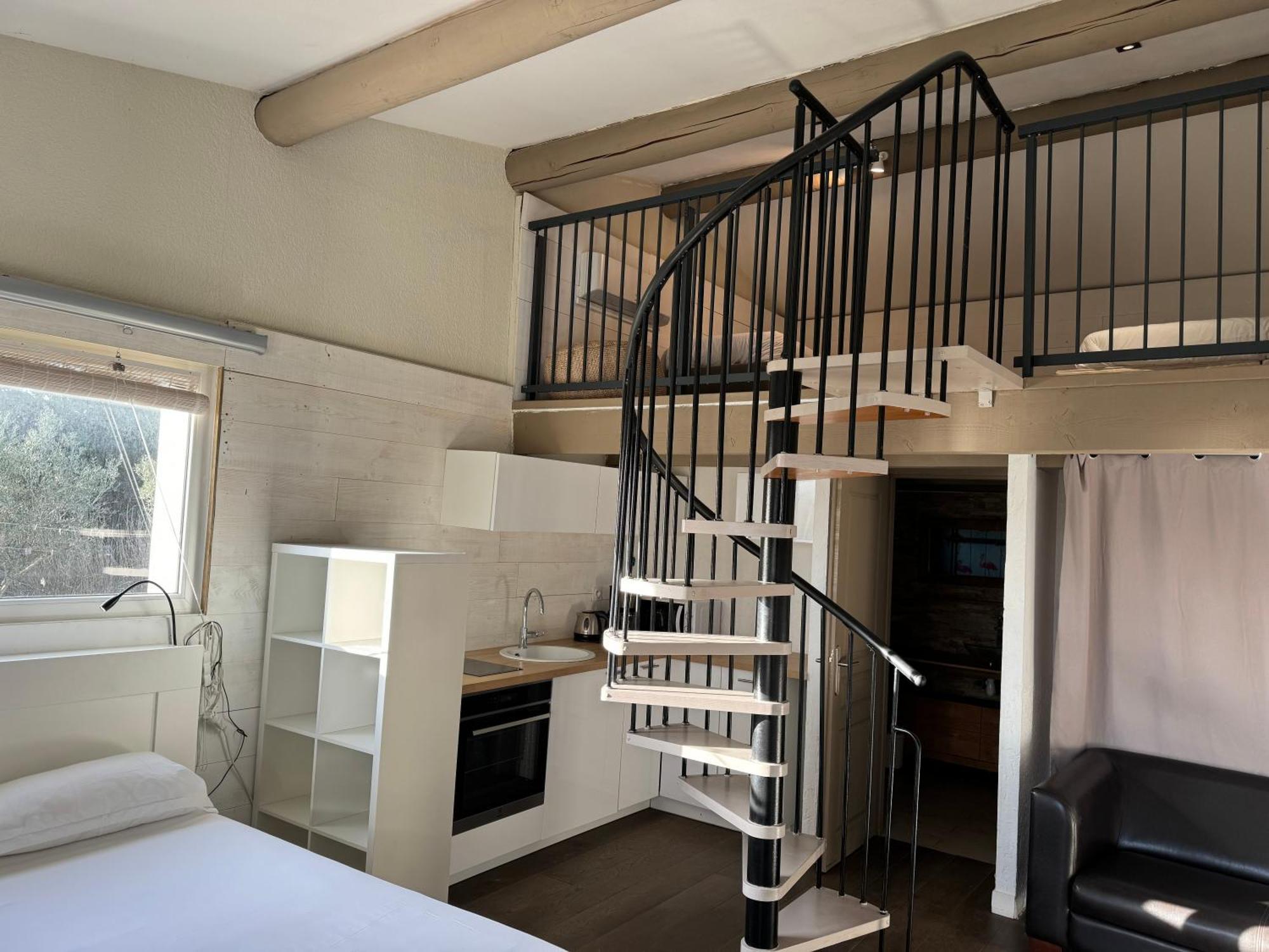Mas Des Salicornes Hotel Saintes-Maries-de-la-Mer Bagian luar foto
