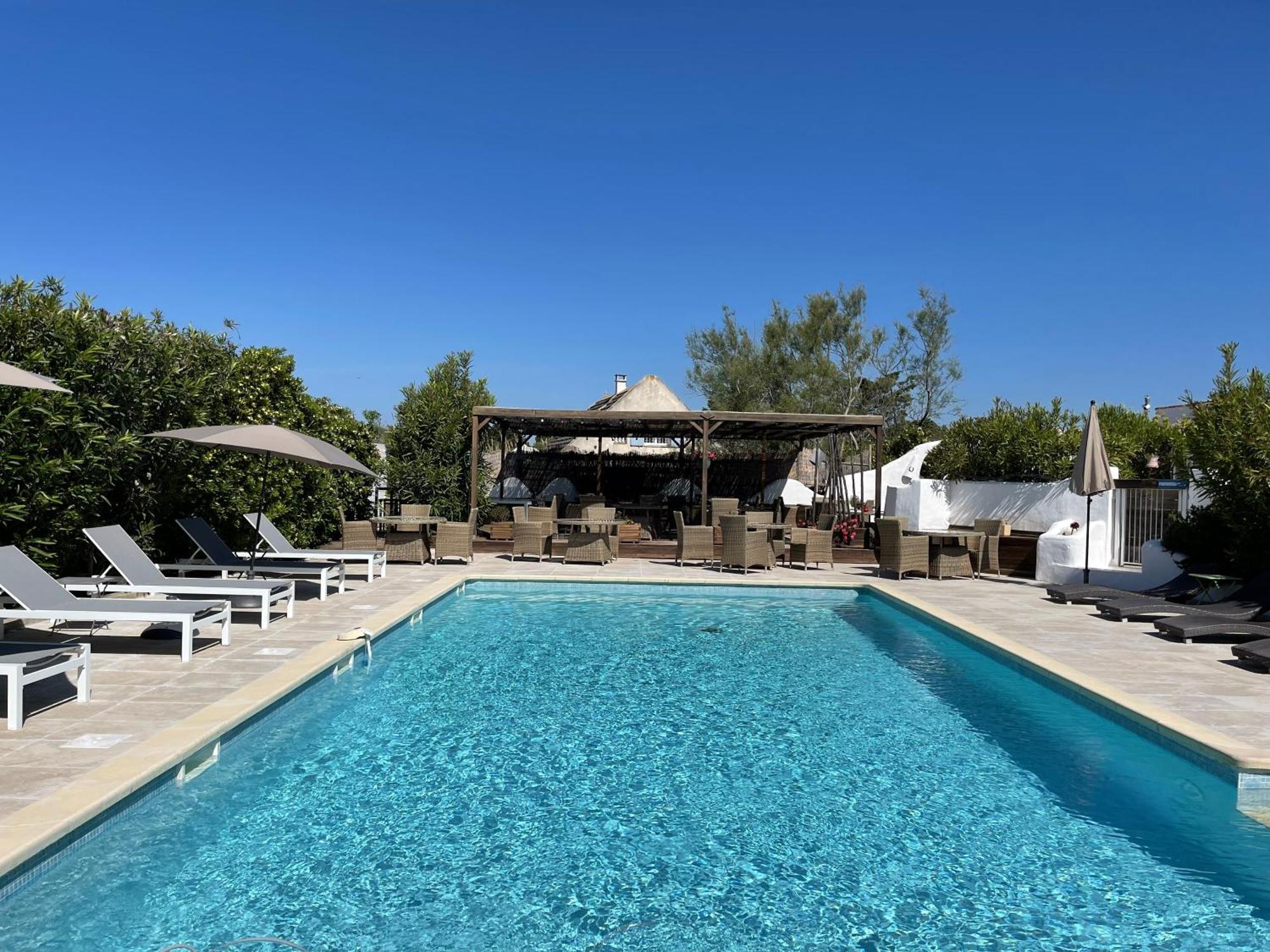 Mas Des Salicornes Hotel Saintes-Maries-de-la-Mer Bagian luar foto