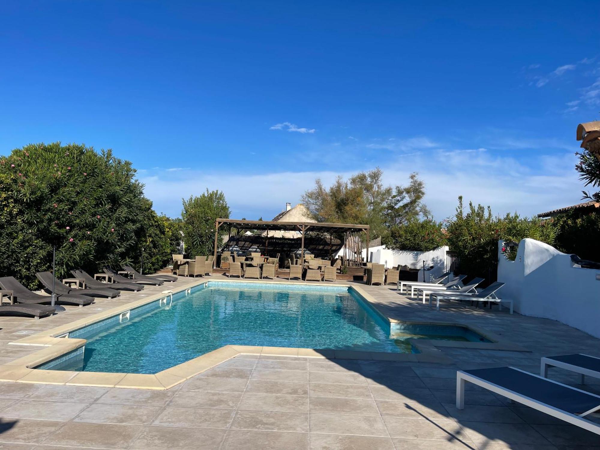 Mas Des Salicornes Hotel Saintes-Maries-de-la-Mer Bagian luar foto